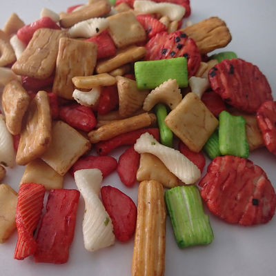 comprar Galletas japonesas semi suaves japonesas del sésamo de las galletas del arroz del OEM online manufacture