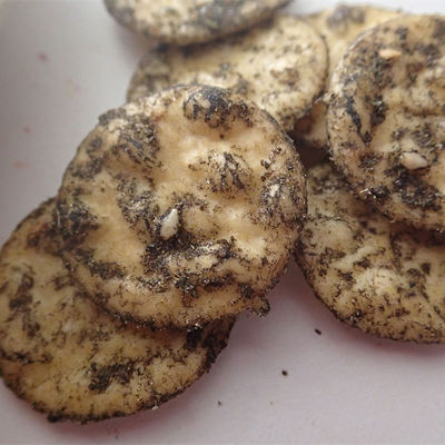 comprar Galleta del arroz del sésamo del negro de las galletas 5kg del arroz de Senbei del sabor del maíz online manufacture