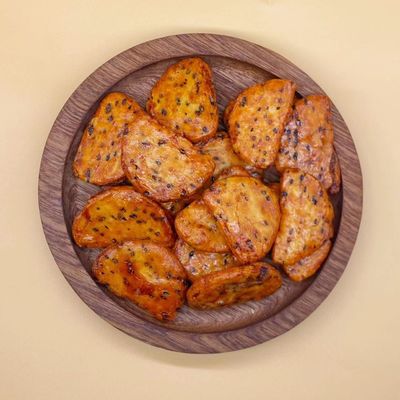 comprar El curry curruscante Chili Black Pepper Flavor Snack de la alga marina de las galletas del arroz frió online manufacture