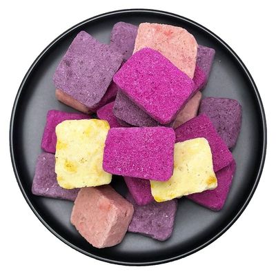 comprar Deliciosos cubitos de yogur liofilizado con bajo contenido calórico de fresas con sabor a fresa 50g para cajas de comida para niños online manufacture