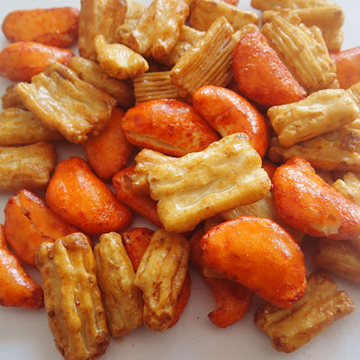 Buen precio Galletas japonesas japonesas del arroz del camarón de la salsa de soja de las galletas del arroz de E150c en línea