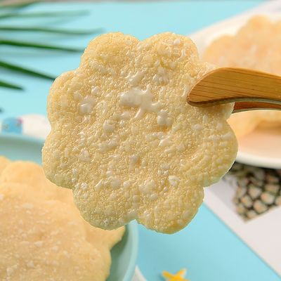 La fusión de la naturaleza: Arroz sano y placeres de alta mar del copo de nieve del camarón