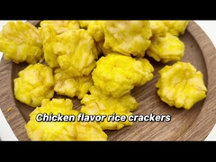 El bocado picante chino curruscante querer quiere los bocados de la galleta del arroz del senbei de las galletas del arroz