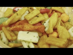 el OEM sopló galleta curruscante del arroz en fabricantes chinos del bocado a granel